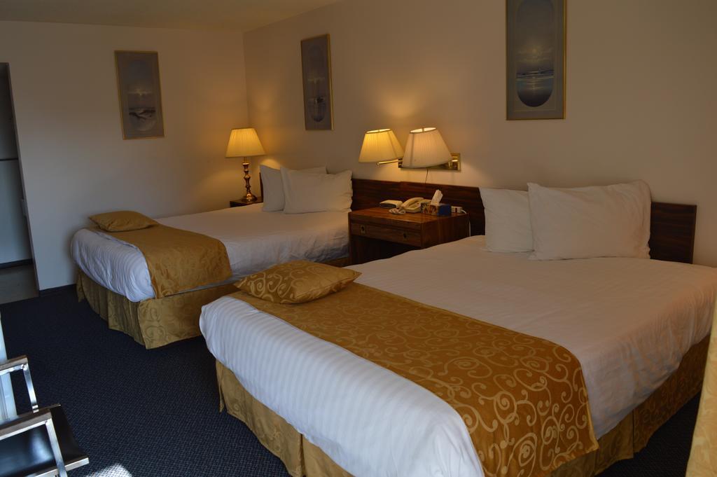 Circle 5 Motel Olds Room photo